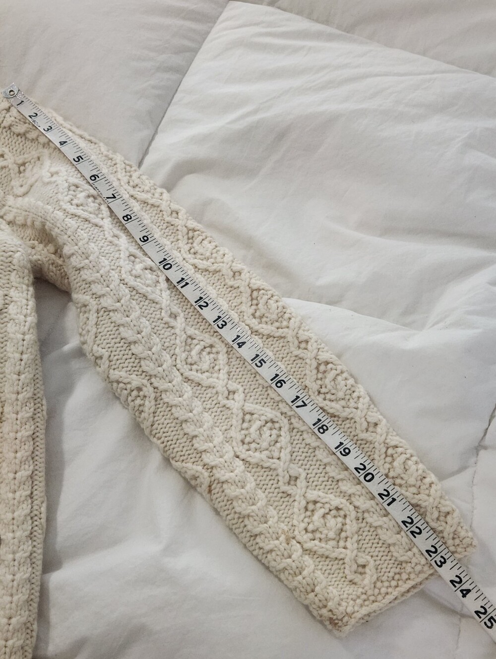 VINTAGE Northwest Express Womens Sweater Size M CHUNKY KNIT Cardigan 100% WOOL - Picture 7 of 8